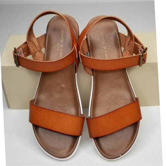 Rock & Candy Shoes - Rock & Candy Clarise Brown Sandals Size 6.5